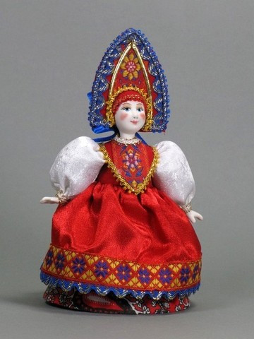 Сувенирная кукла
