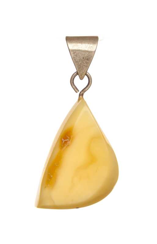 4 g Baltic Amber Pendant