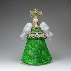 Russian Queen hand made Porcelain Doll in Kokoshnik - 11 Inches (by Le Russe)