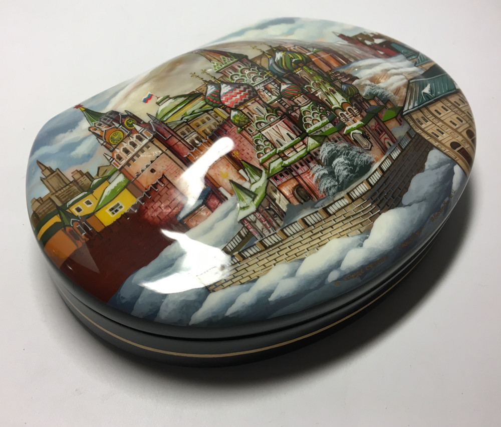 170 x 120 mm Moscow Winter hand painted on pearl shell lacquered box from Fedoscino (by Mihail Studio)