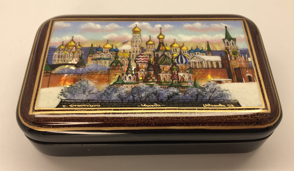 130 x 80 mm Moscow Winter hand painted lacquered box from Fedoscino (by Mihail Studio)
