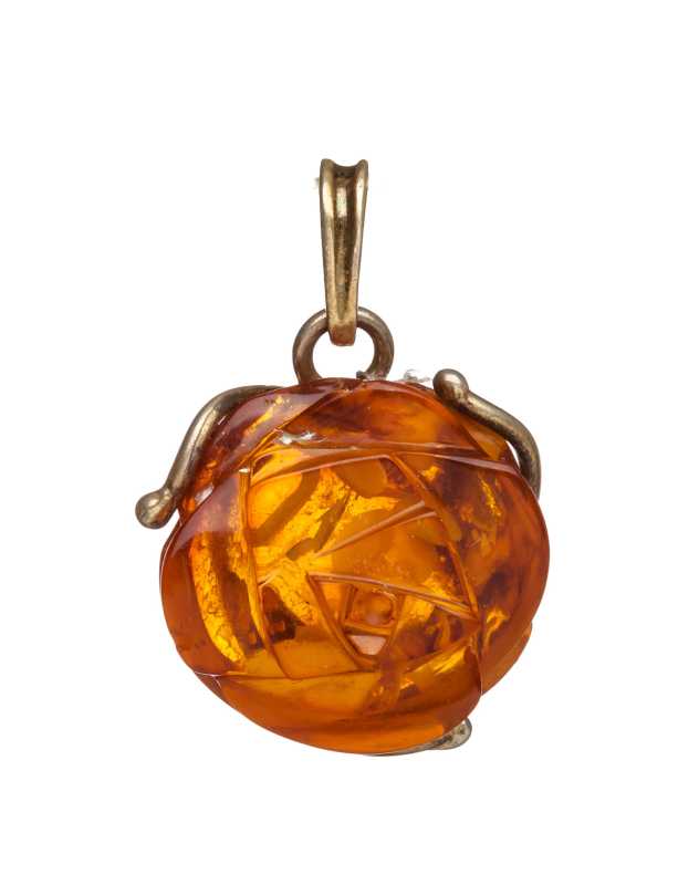 4 g Rose Baltic Amber Pendant