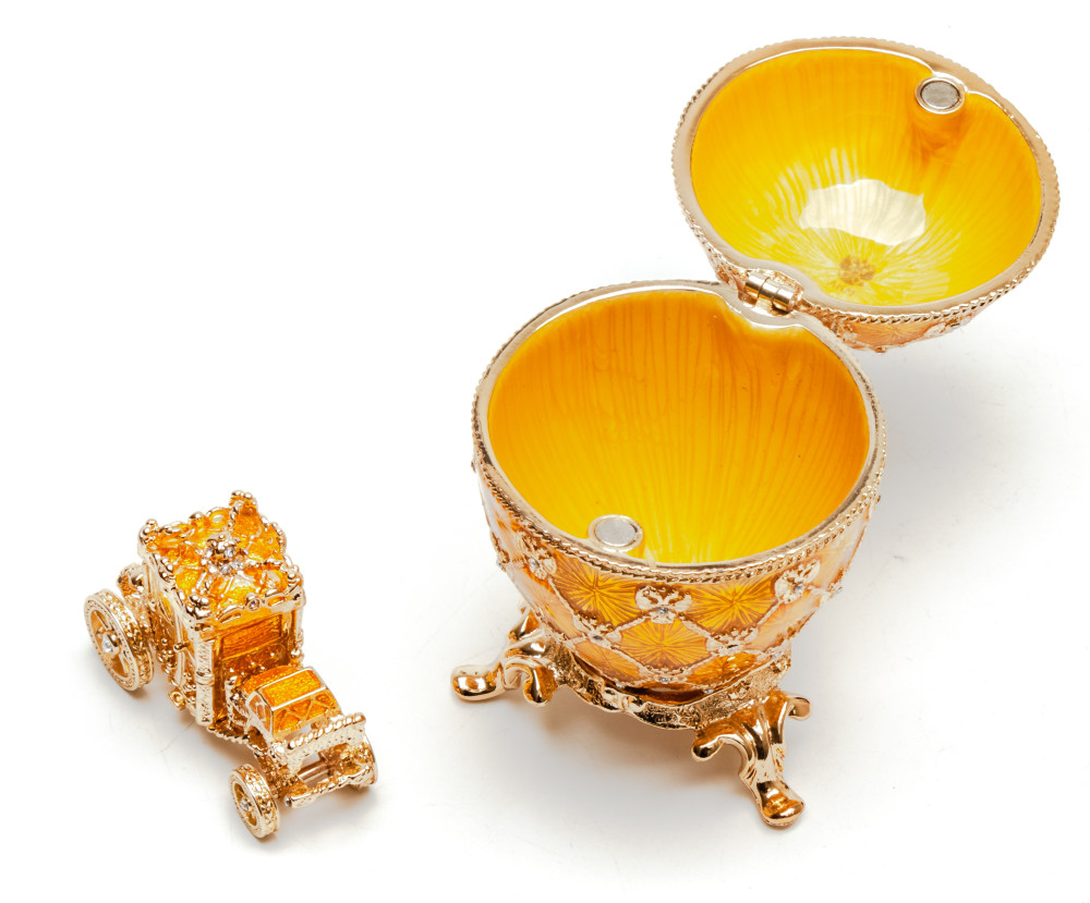 70 mm Imperial Coach and Gold Imperial Coronation Music Easter Egg