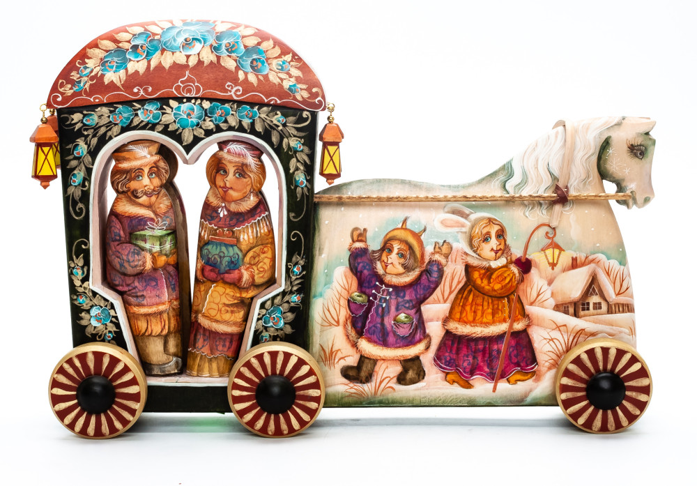 170 mm Carriage with hand painted Children Playing on the Outside Wooden Statue (by Vladislav Toys)