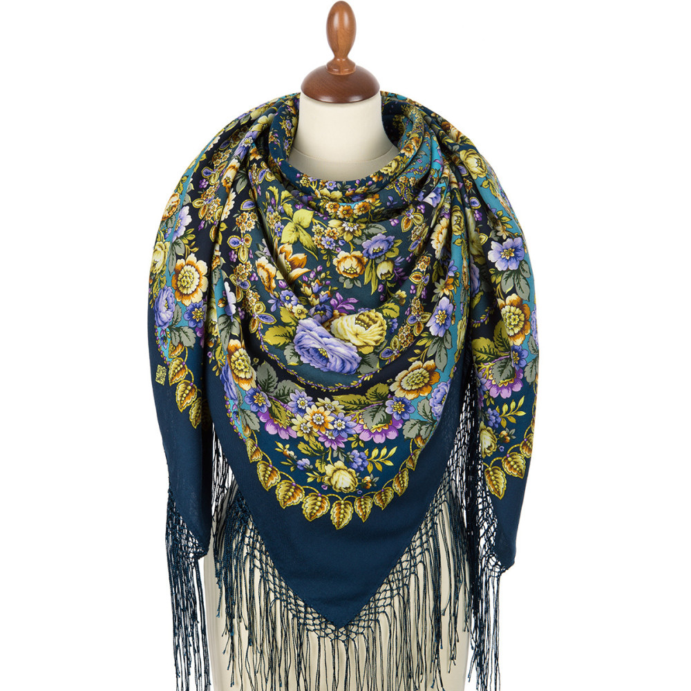 Shop Thick Woolen Fabric Shawls with Silk Fringe 148x148 cm Шаль «Душа розы» online at Skazka.site | Eligible for fast shipping and free returns. Шаль «Душа розы»