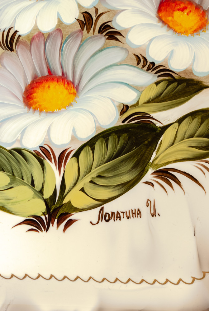  d 440 mm Zhostovo Patterns hand painted and lacquered by Lopatina Metal Forged Tray (by Lada Crafts)