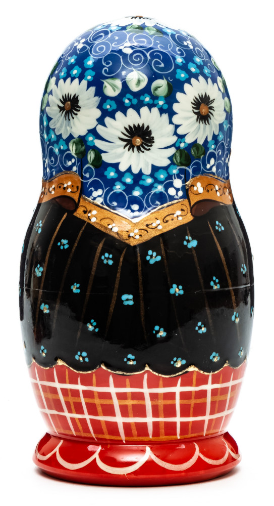 110 mm Russian Girl in Traditional Dress plays with Kitten hand painted wooden Matryoshka doll 5 pcs (by A Studio)