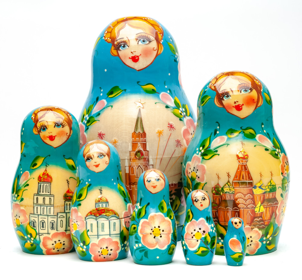 140 mm Moscow Kremlin hand painted on Wooden Matryoshka doll 5 pcs (by Valeria Crafts)