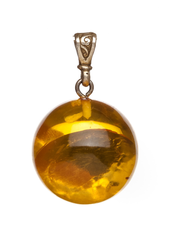 8 g Baltic Amber Pendant