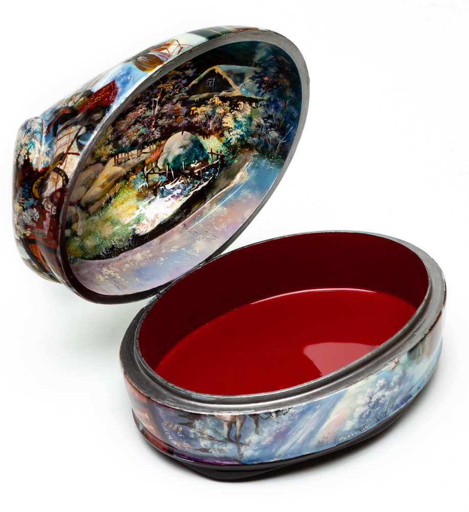 170x130mm Troika hand painted on pearl shell lacquered box from Fedoscino (by Mihail Studio)