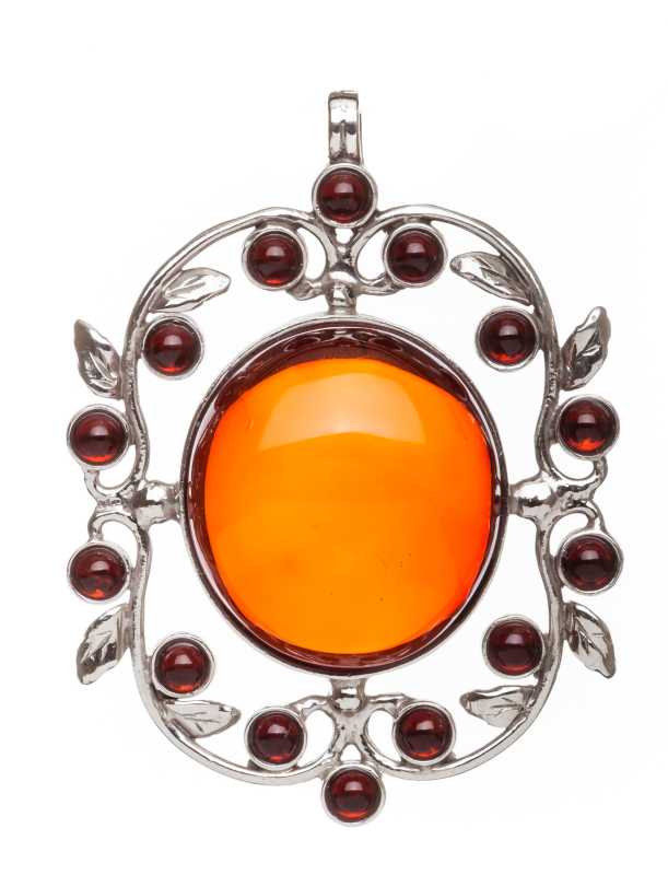 17 g Baltic Amber Pendant