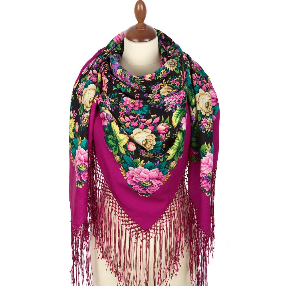 Shop Thick Woolen Fabric Shawls with Silk Fringe 148x148 cm Шаль «Диво дивное» online at Skazka.site | Eligible for fast shipping and free returns. Шаль «Диво дивное»