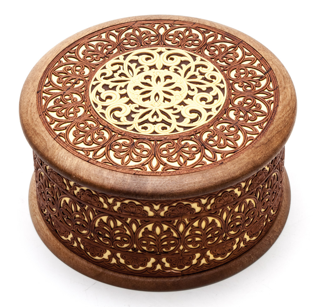 d 115 mm Siberian Patterns hand made Birchbark Jewelry Box (by Maxim Birch)