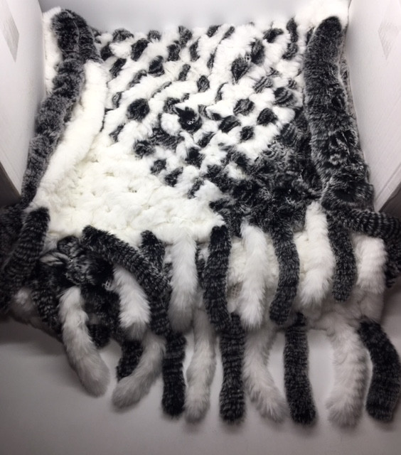60x180 cm Grey and White Rabbit Hair Knitted Stole