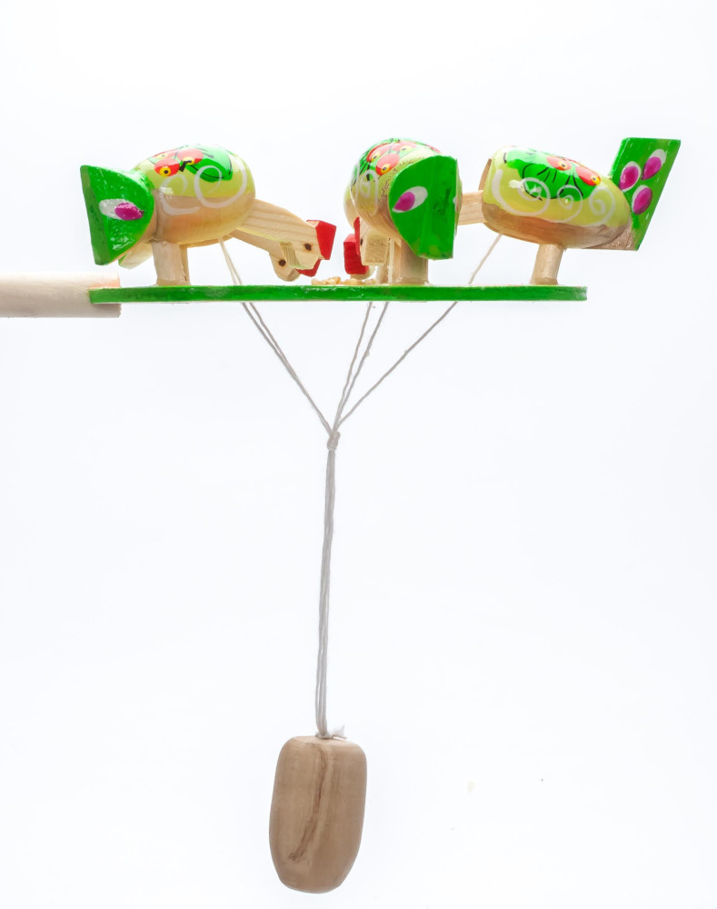200x140 mm Pecking Chicken Hand Carved and Painted Russian Wooden Toy (by Bogorodskoe Studio)