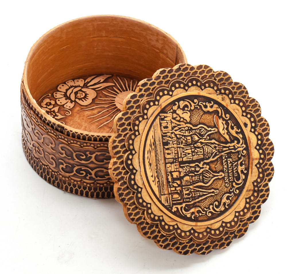  d 65 mm Saint Basil Cathedral hand made Birchbark Jewelry Box (by Maxim Birch)
