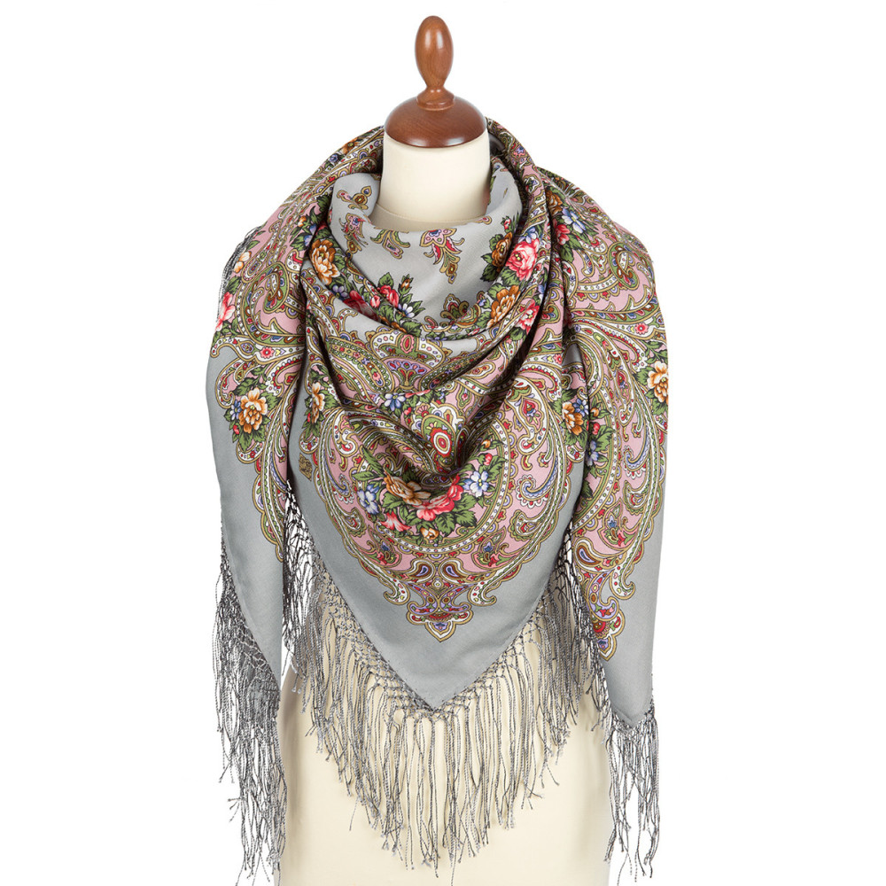 Shop Double-Thread Woolen Yarn Scarves with Knitted Silk Fringe 135x135 cm Платок «Жизель» online at Skazka.site | Eligible for fast shipping and free returns. Платок «Жизель»