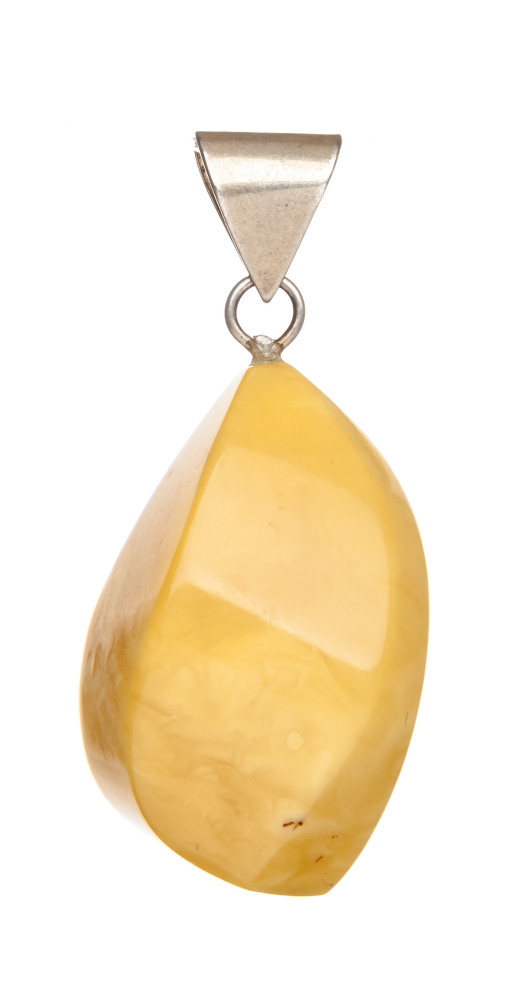 12 g Baltic Amber Pendant