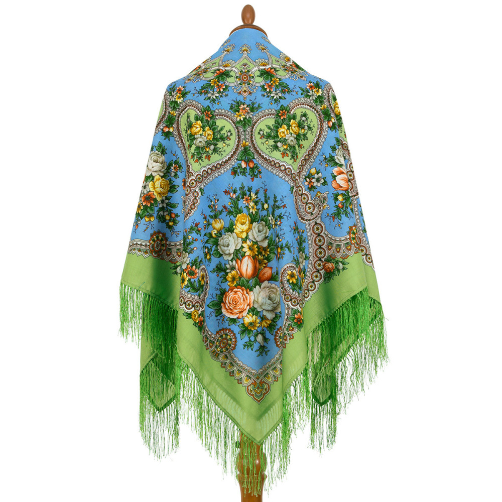 Shop Woolen Scarves with Silk Fringe 125x125 cm Платок «Нежное сердце» online at Skazka.site | Eligible for fast shipping and free returns. Платок «Нежное сердце»
