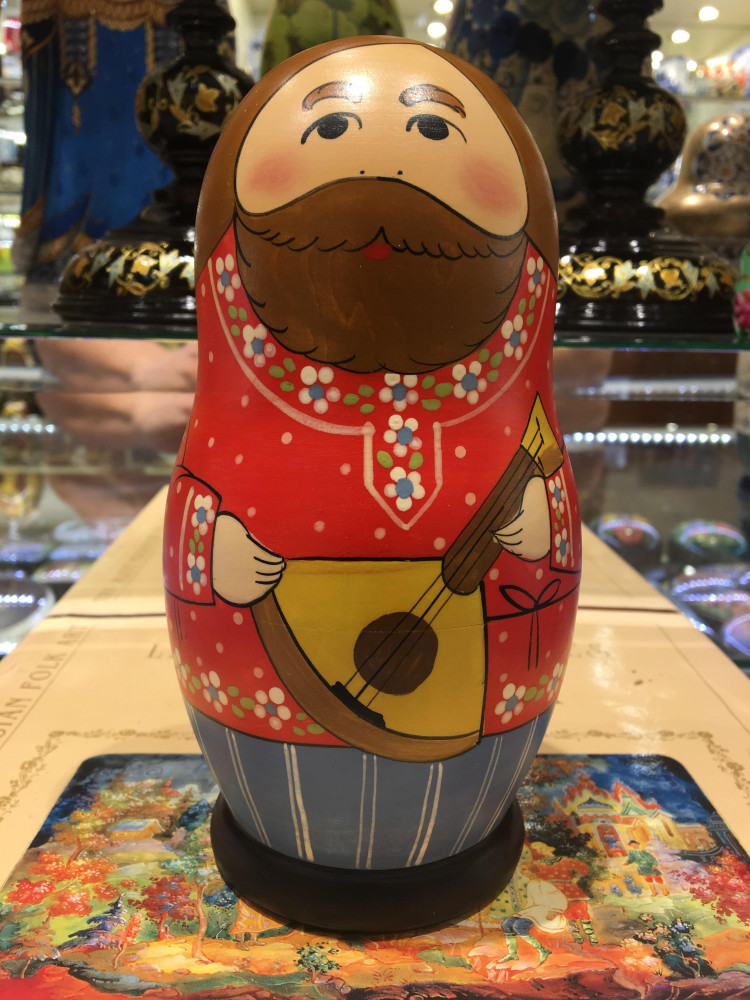 Shop Exclusive Nesting Dolls Happy couple and their six children online at Skazka.site | Eligible for fast shipping and free returns. Happy couple and their six children