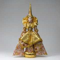 Oriental Beauty hand made Porcelain Doll - 11 Inches (by Le Russe)