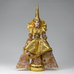 Oriental Beauty hand made Porcelain Doll - 11 Inches (by Le Russe)