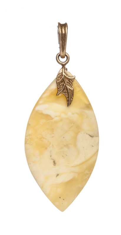 4 g Baltic Amber Pendant
