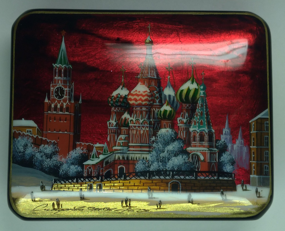 100x80mm Moscow Snt Basil Cathedral and Red Square hand painted lacquered jewelery box (by Tatiana Shkatulka Crafts)