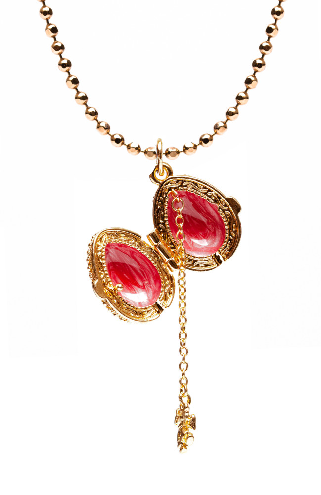 Little Stars Opening Pink Egg Pendant