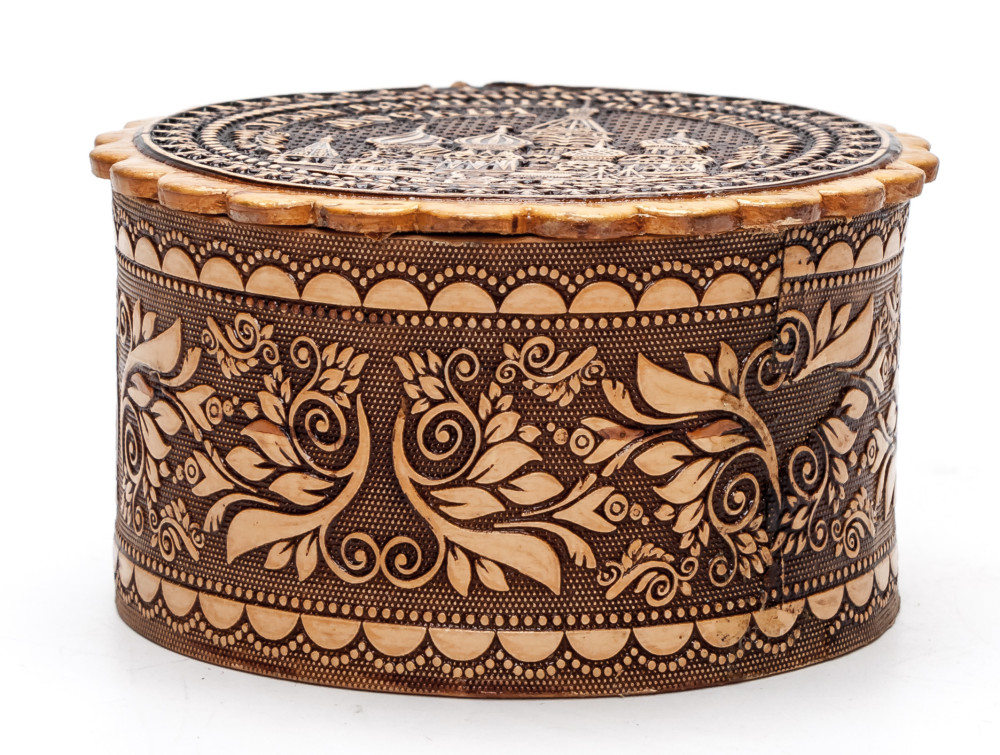 d 65 mm Saint Basil Cathedral hand made Birchbark Jewelry Box (by Maxim Birch)