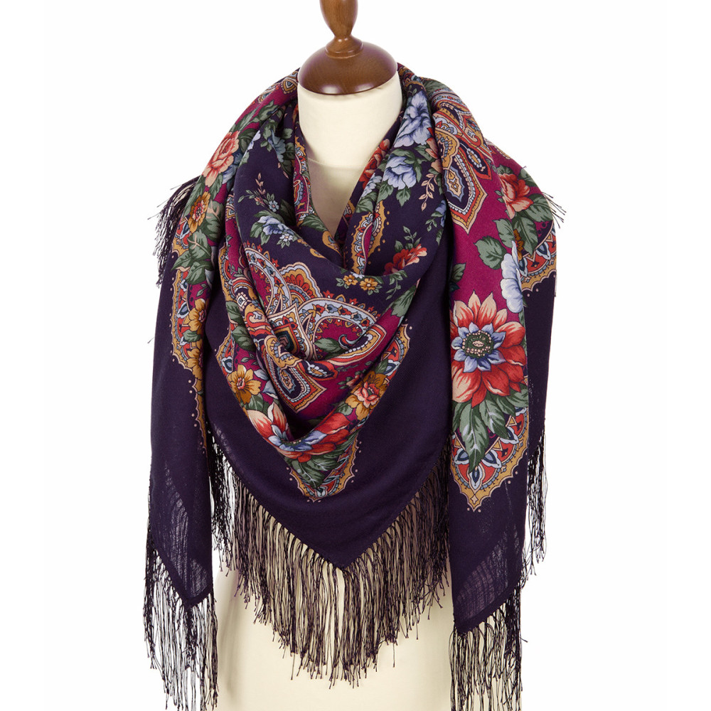 Shop Woolen Scarves with Silk Fringe 125x125 cm Платок «В лучах солнца» online at Skazka.site | Eligible for fast shipping and free returns. Платок «В лучах солнца»