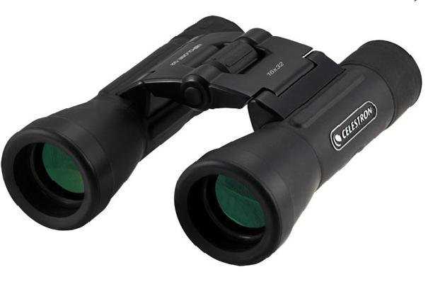 Бинокль Celestron UpClose G2 16x32